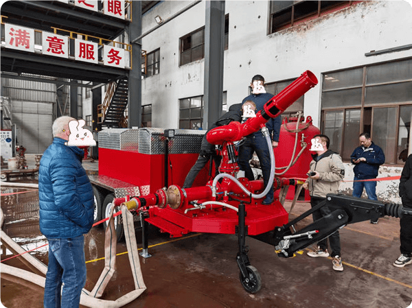 ຕົວຢ່າງ trailer ໂຟມໄຟທີ່ກໍານົດເອງໄດ້ສໍາເລັດ.